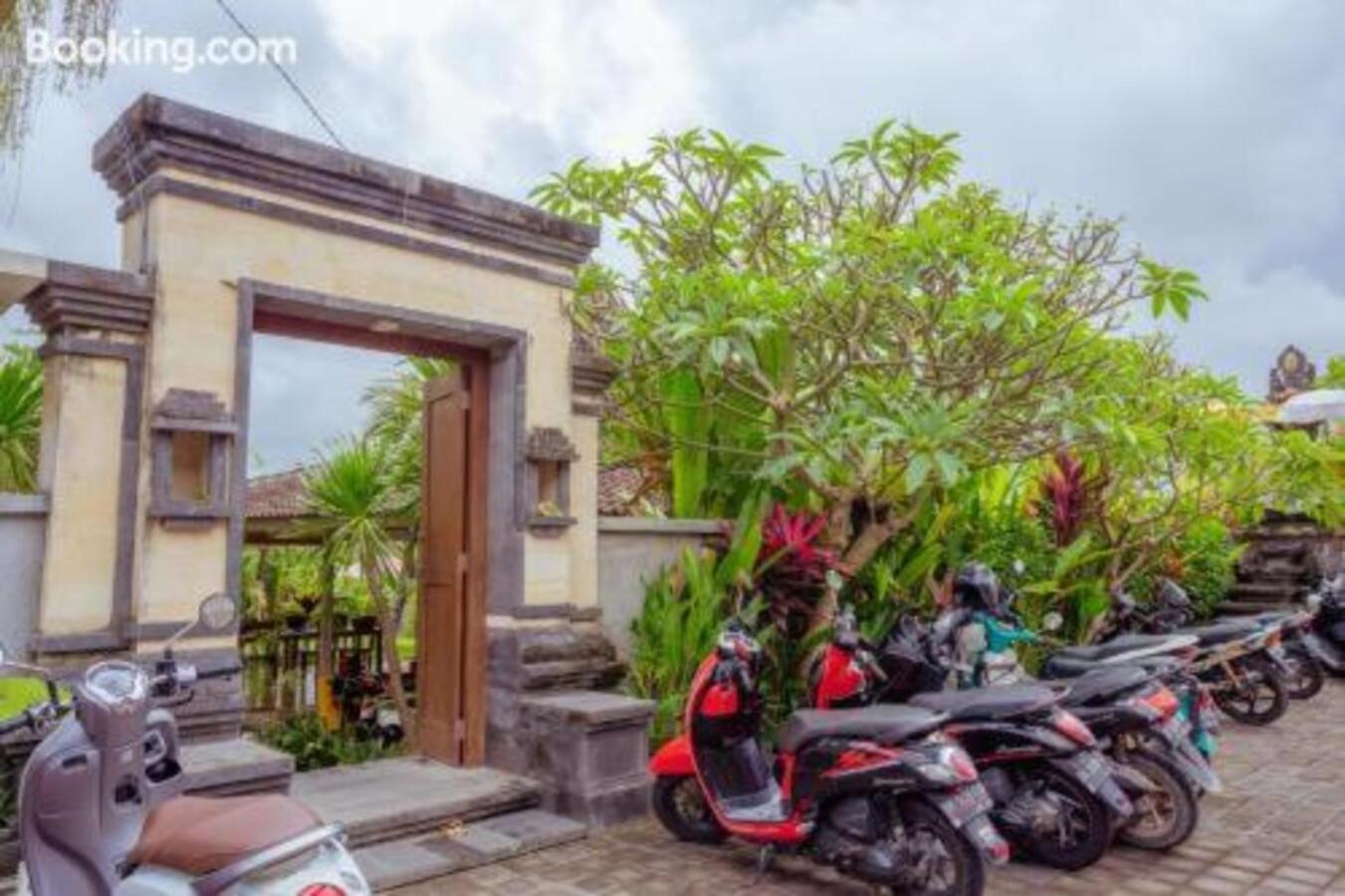 Puri Canggu Rooms Ll Exterior photo